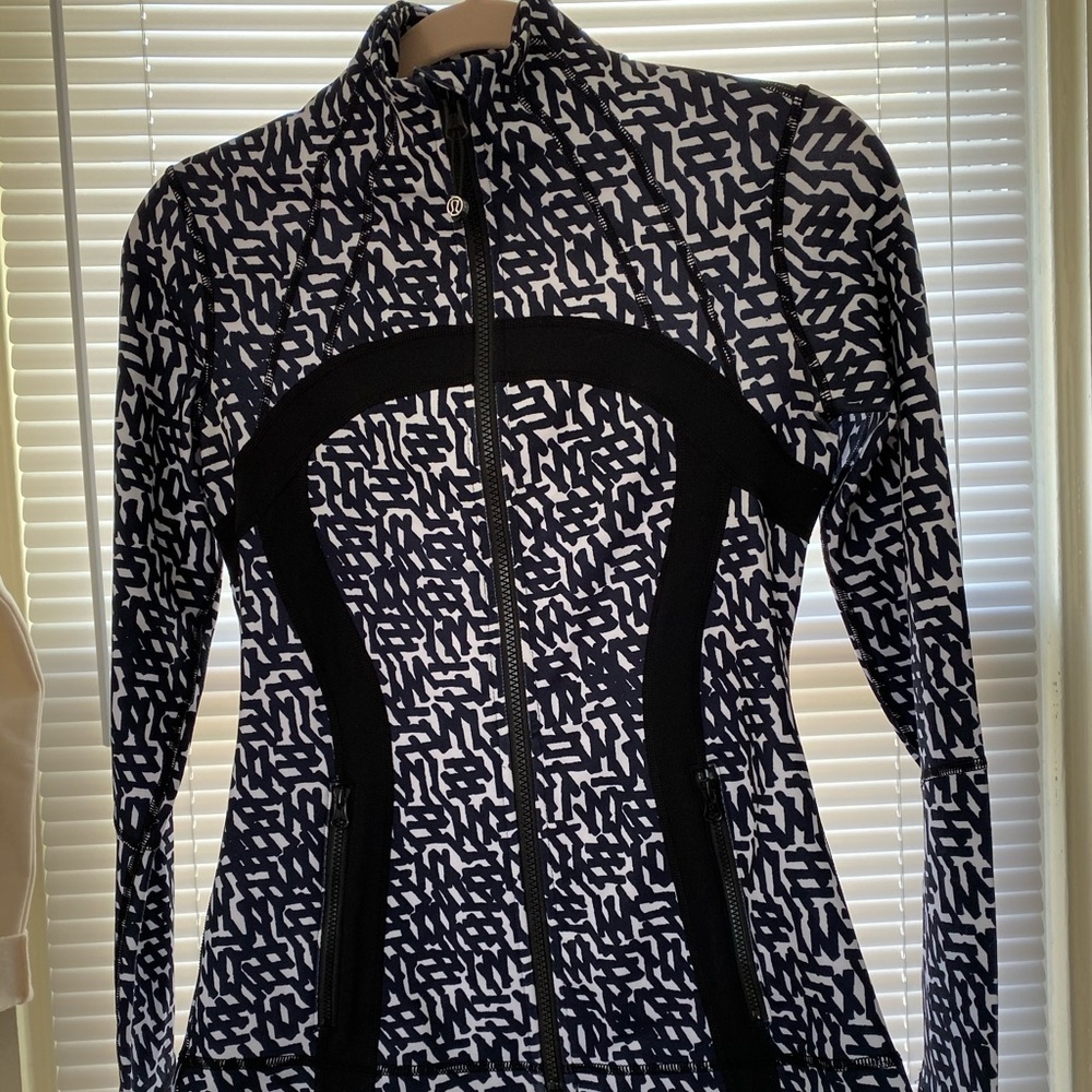 Lululemon Define Jacket Size 6